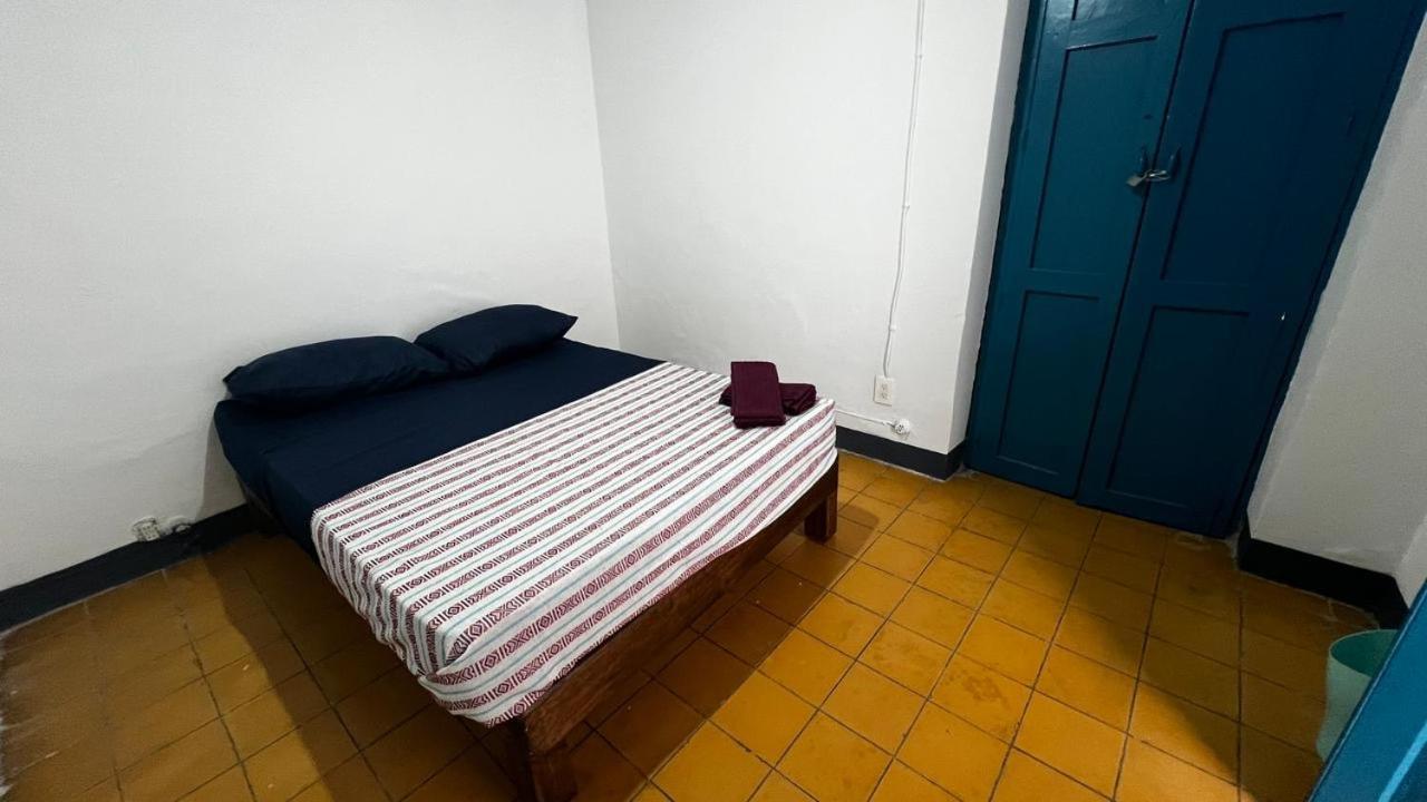 Maria Bonita Vandrarhem Guadalajara Exteriör bild