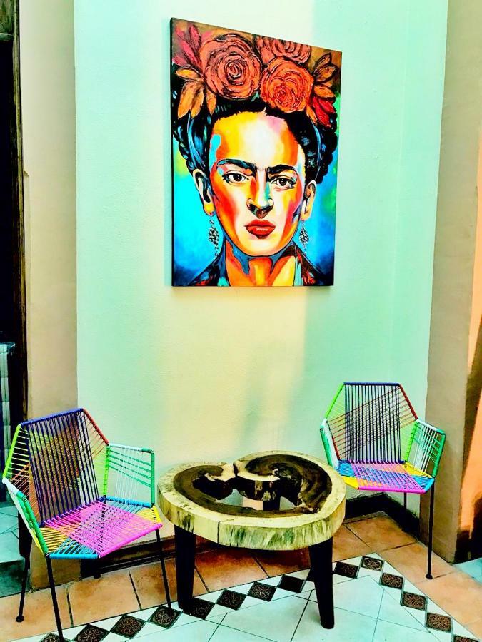 Maria Bonita Vandrarhem Guadalajara Exteriör bild
