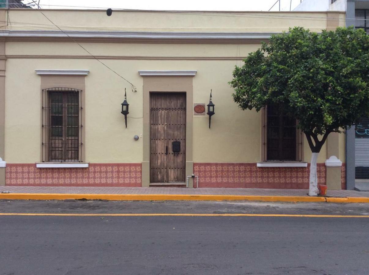 Maria Bonita Vandrarhem Guadalajara Exteriör bild