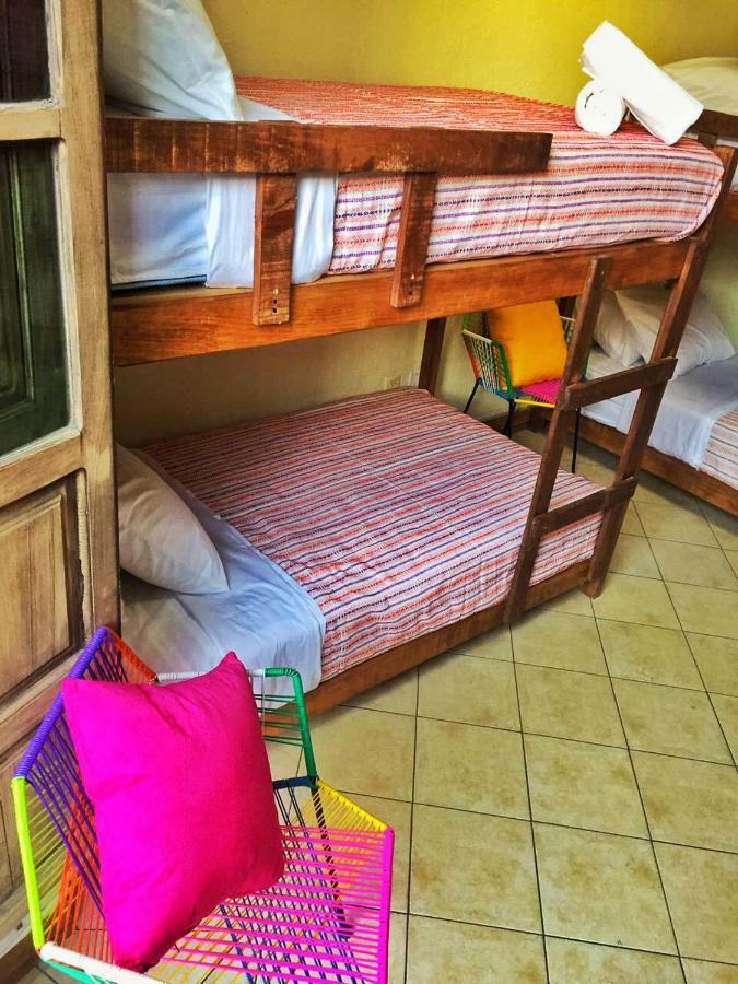 Maria Bonita Vandrarhem Guadalajara Exteriör bild